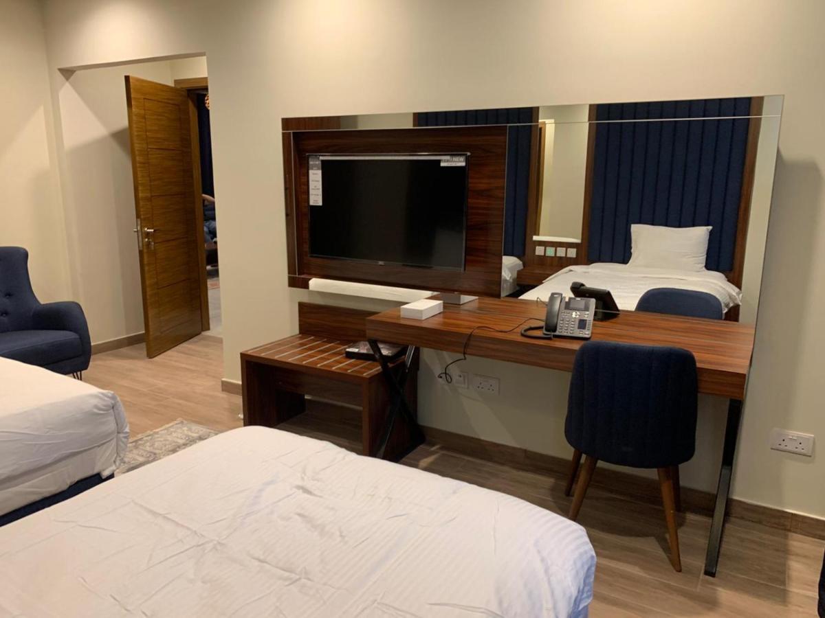 Seino Suites マナーマ エクステリア 写真