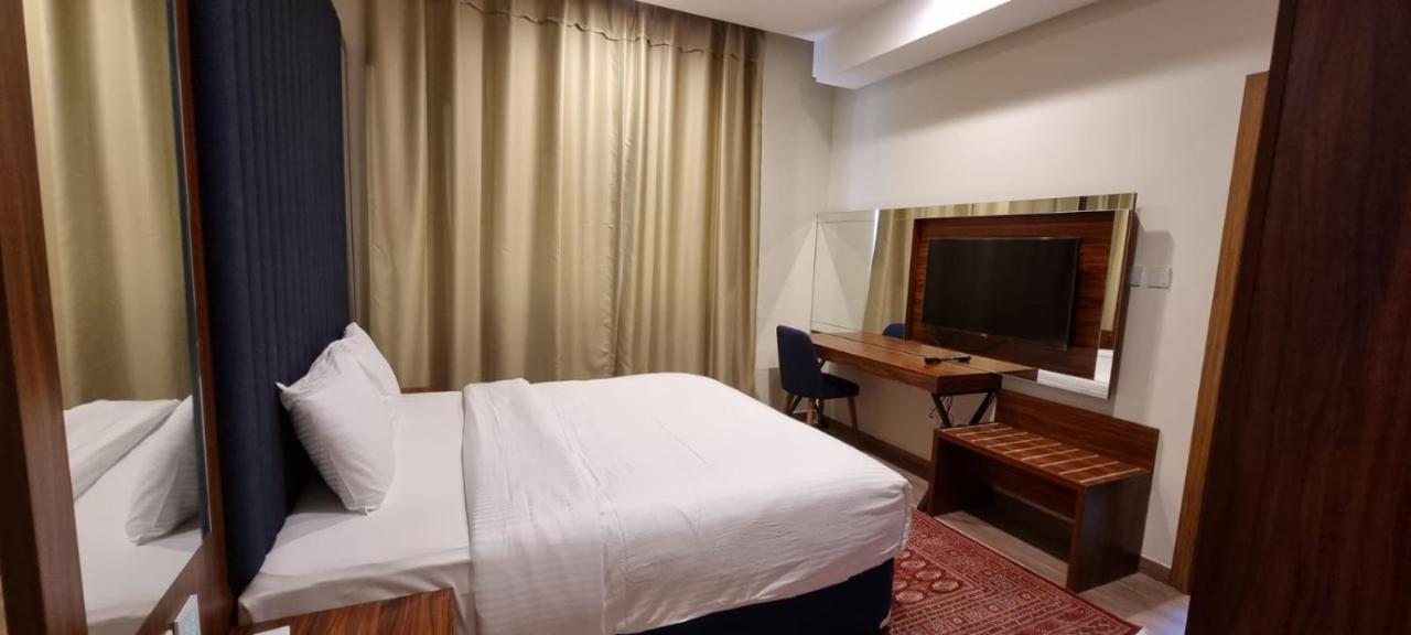 Seino Suites マナーマ エクステリア 写真