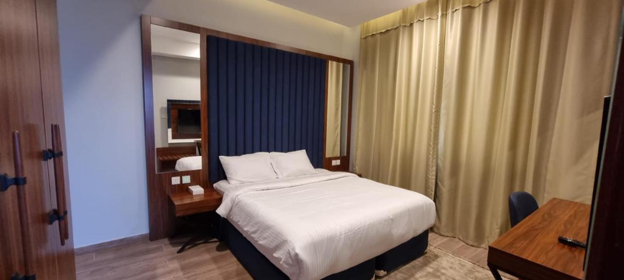 Seino Suites マナーマ エクステリア 写真